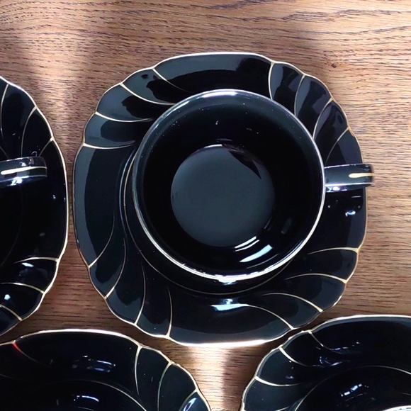 Wave Golden Black Gallery Collections by Ranmaru Teacup and Saucer (4) - Picture 5 of 13